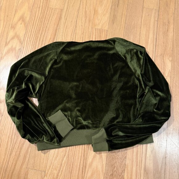 Poster Girl Moss Green Kissed A Girl Velour Skirt Set Women's XL - Picture 8 of 11